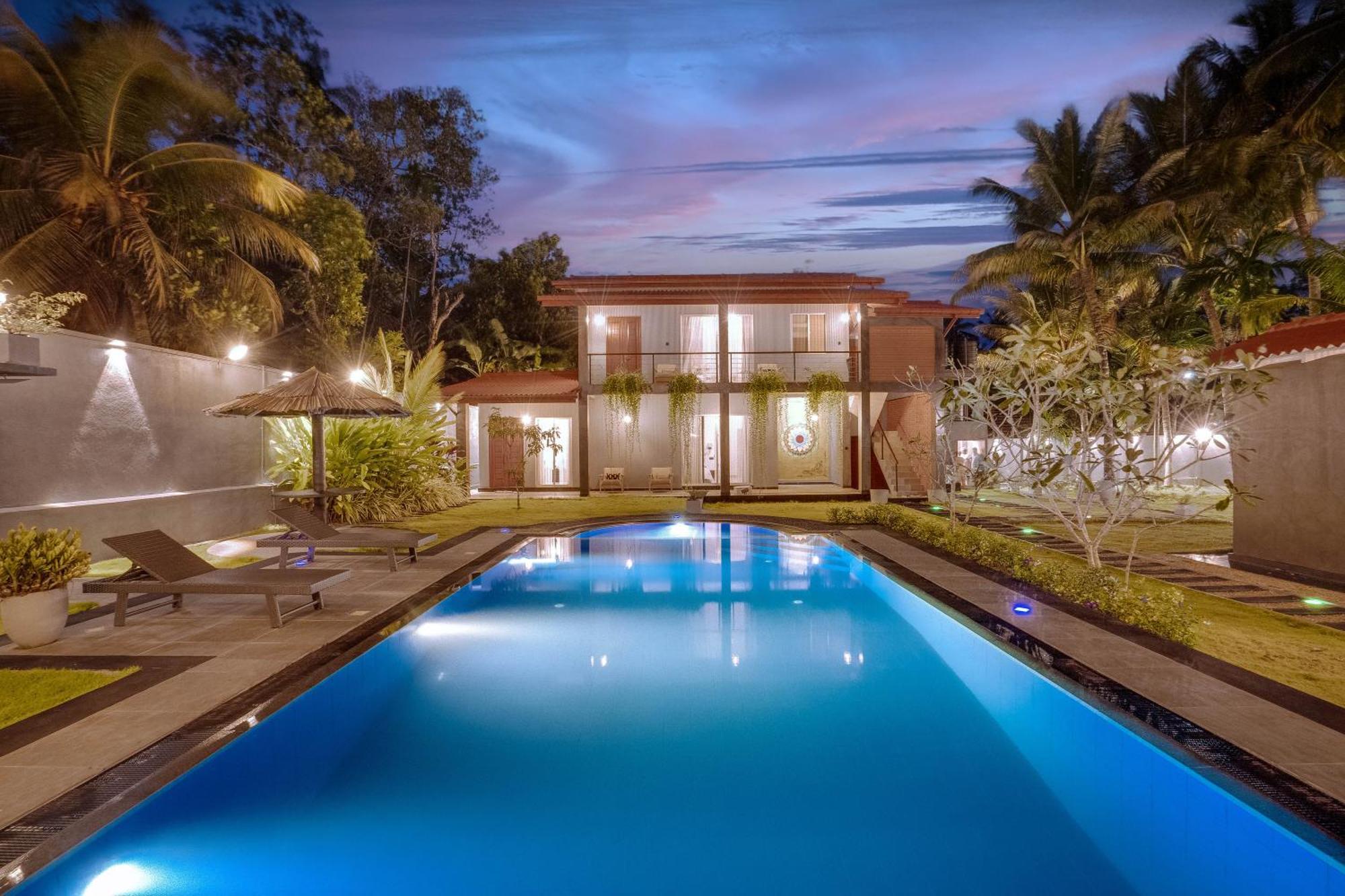 Hasthri Boutique Red Chalet In Ahangama With Pool Near Beach エクステリア 写真